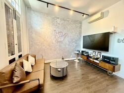 North Bridge Road (D7), Office #525693181
